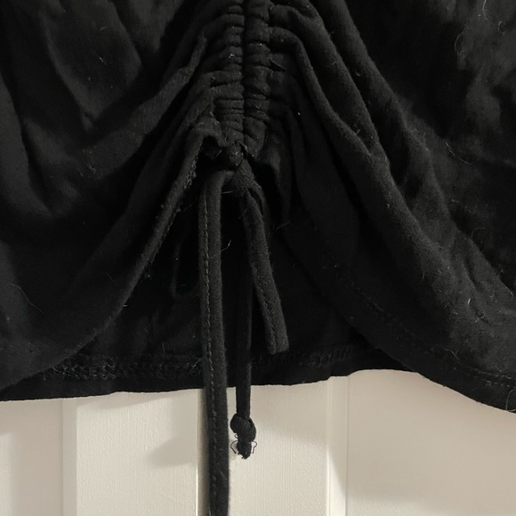 Crop Top - Picture 2 of 3